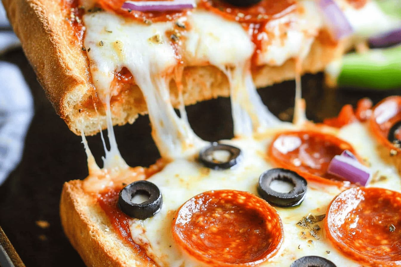 Garlic Bread Pizza Recipe for Quick Meals