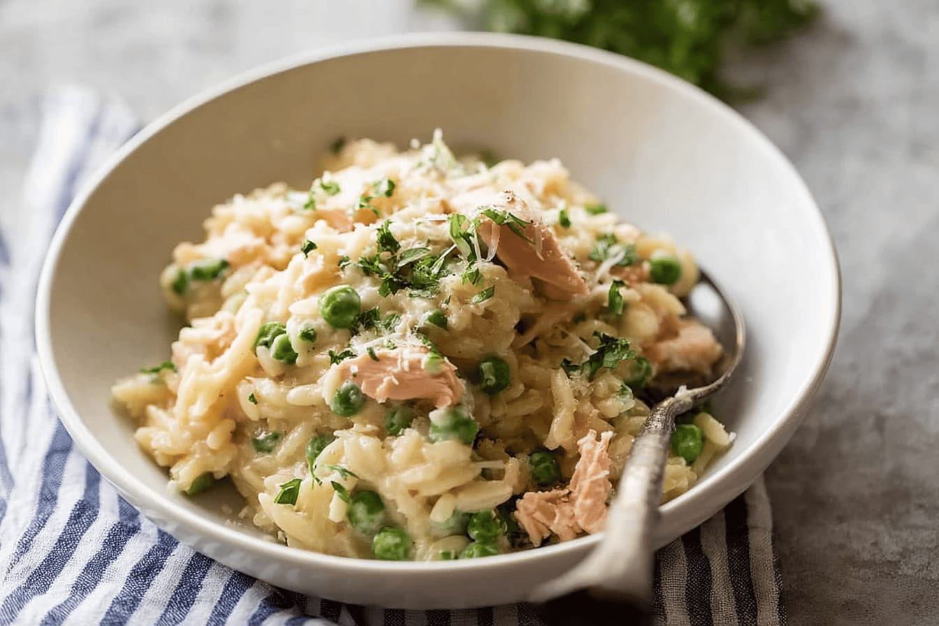 Creamy Salmon Risoni: Quick 15-Minute Recipe