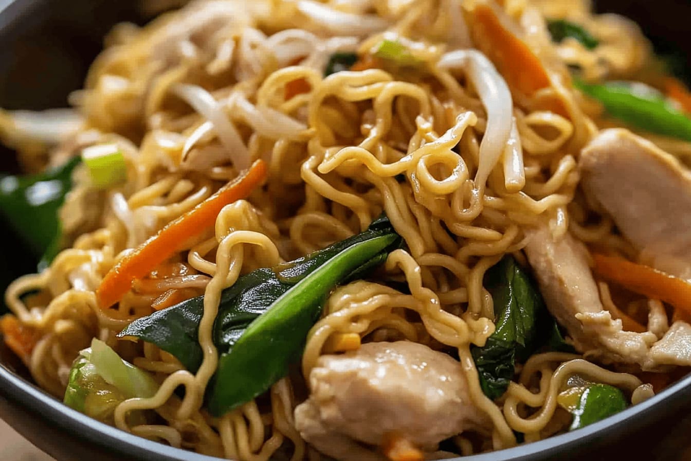 Easy Homemade Ramen Chow Mein Recipe