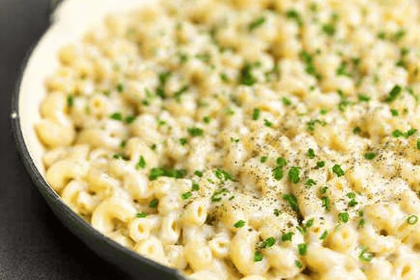 Garlic Parmesan Mac and Cheese Recipe