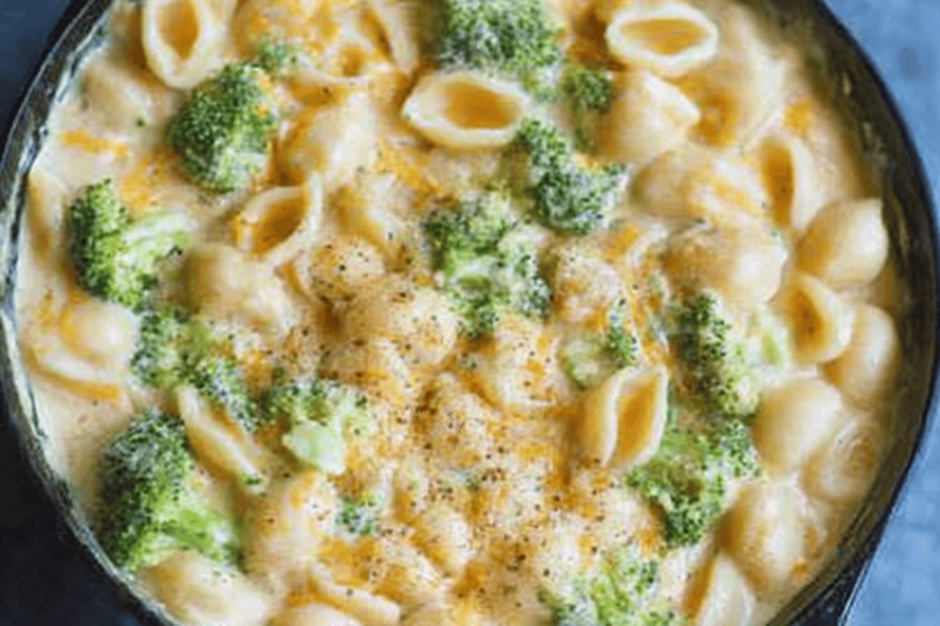 Creamy Broccoli Mac and Cheese Recipe