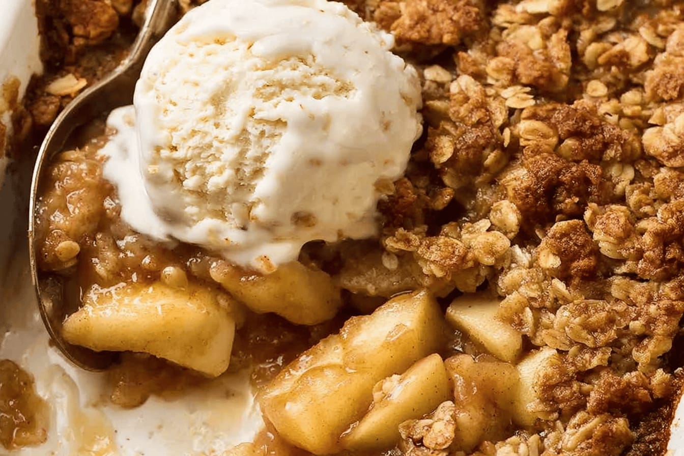 Delicious Homemade Apple Crumble Recipe