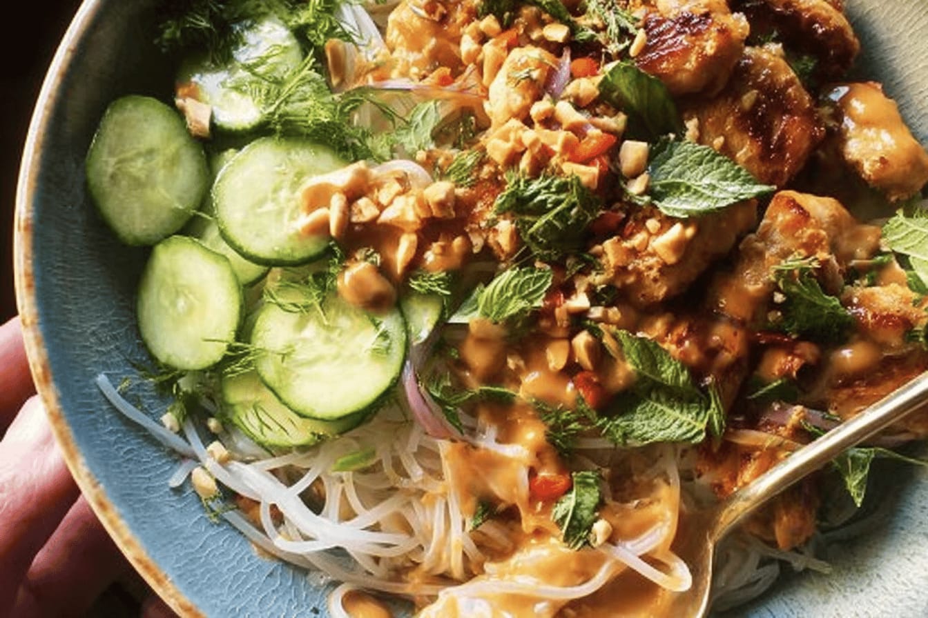 Thai Peanut Chicken Bowl Recipe