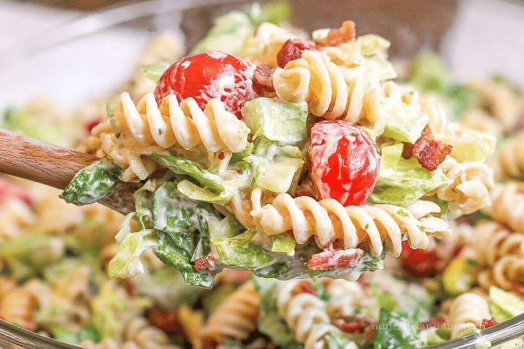 BLT Pasta Salad Recipe for Easy Family Meals
