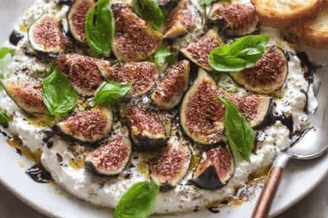 Delicious Fig Caprese Salad Recipe