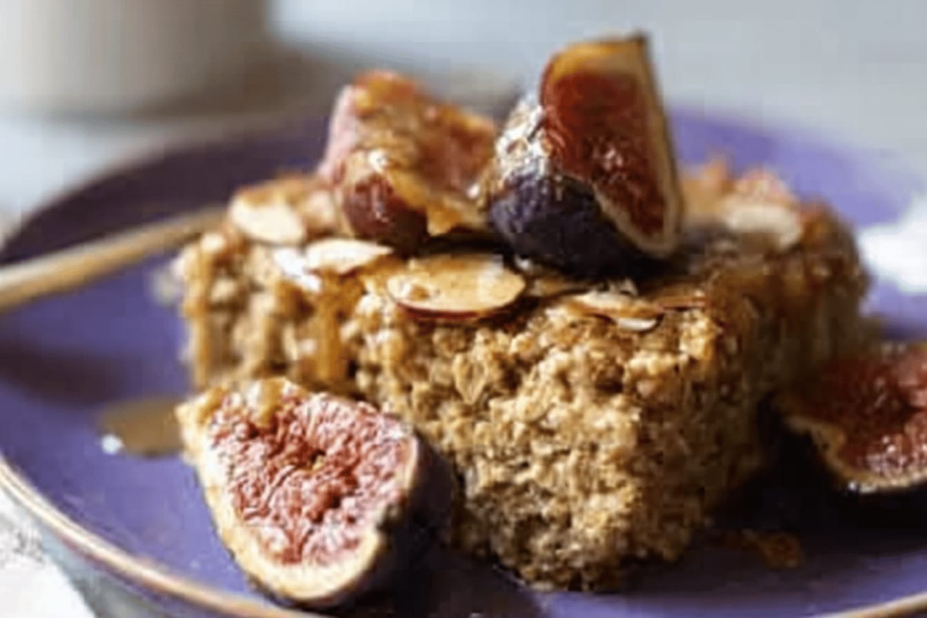 Almond Butter Baked Oatmeal Recipe Delight