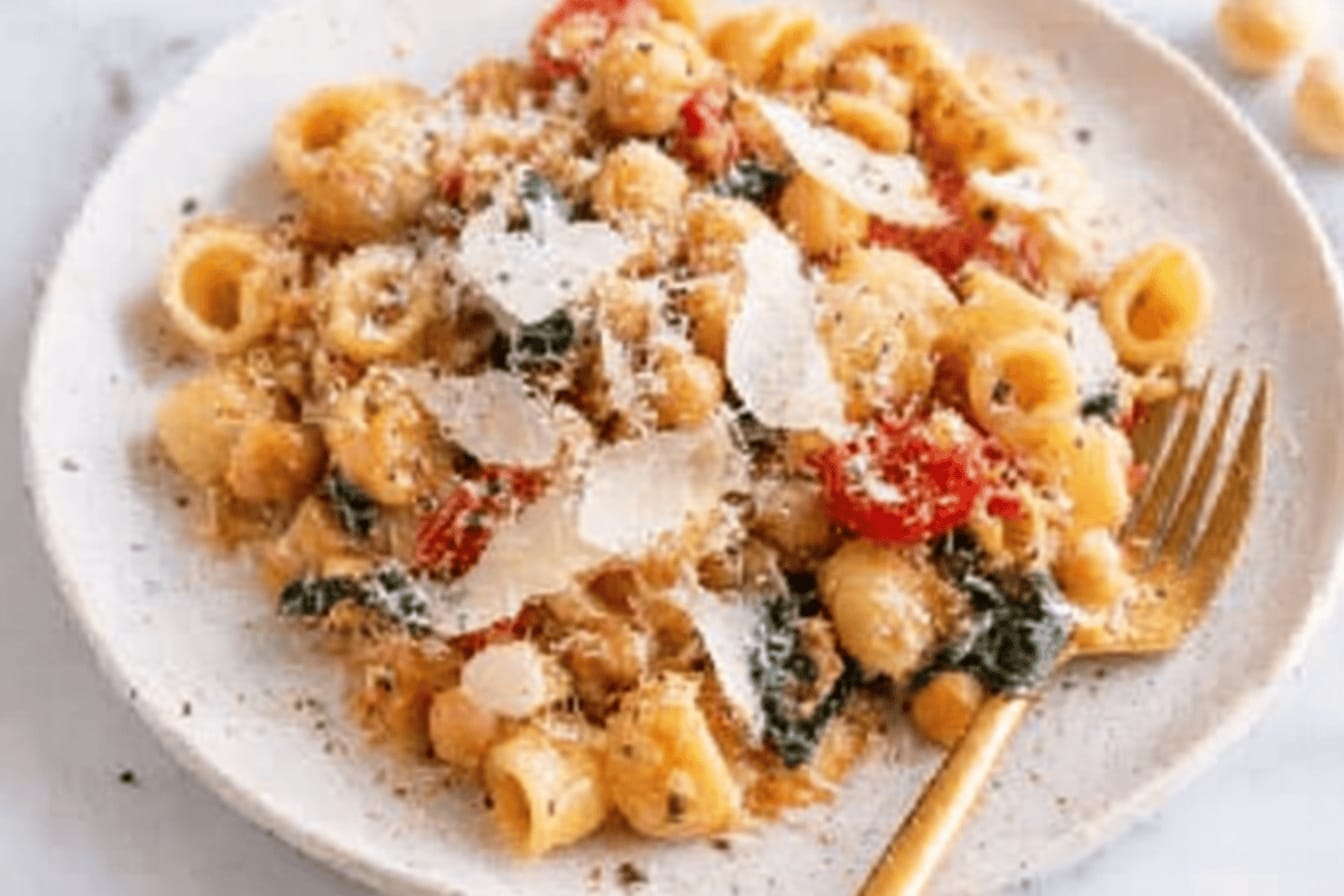 Burst Tomato Pasta with Chickpeas Recipe