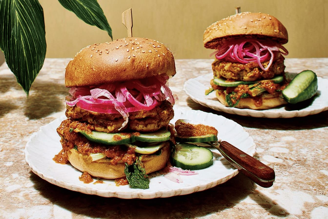 Delicious Chicken Satay Burger Recipe