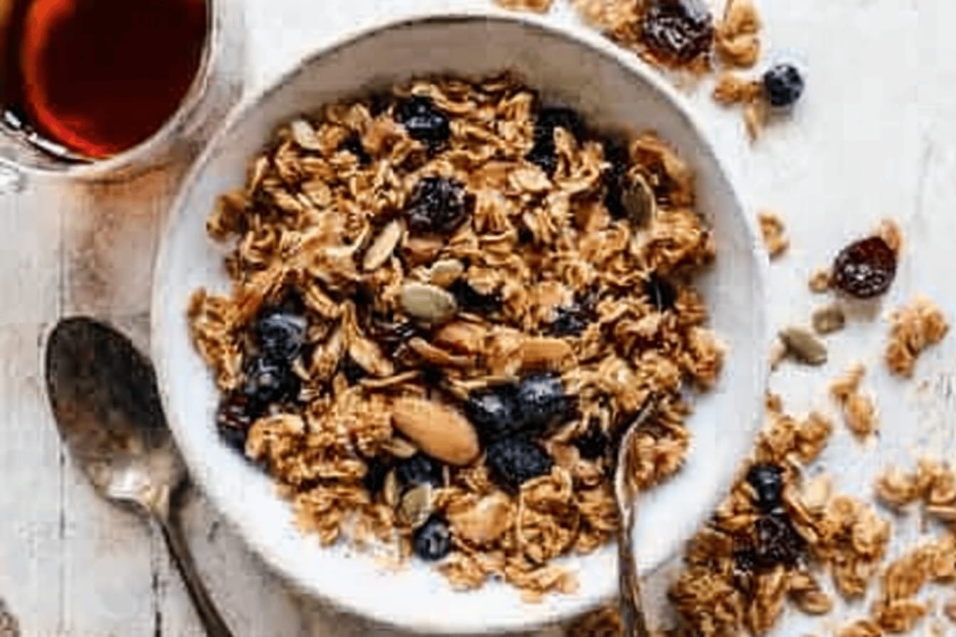 Delicious Maple Granola Recipe to Try