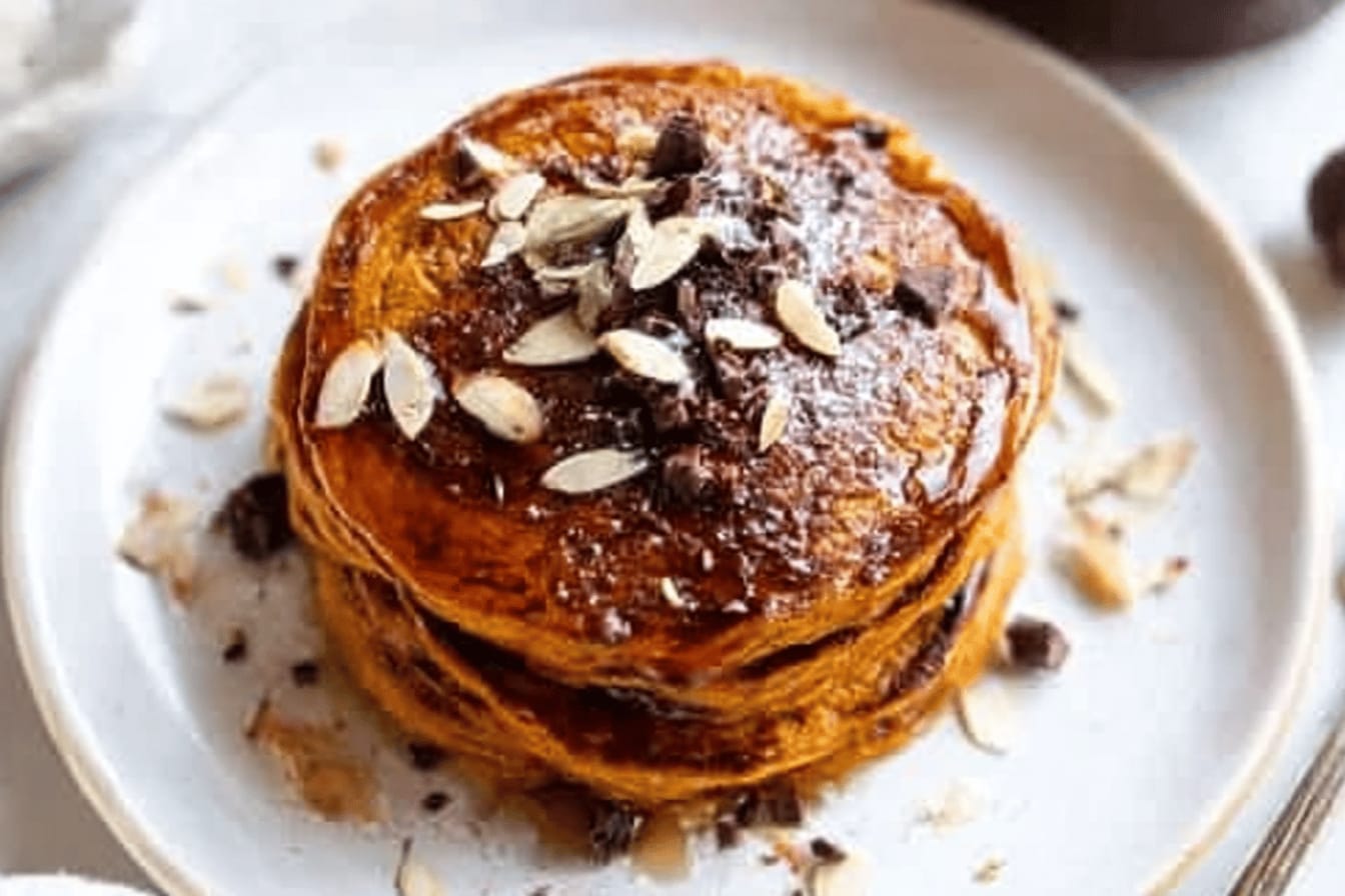 Pumpkin Protein Pancakes Recipe for Fall