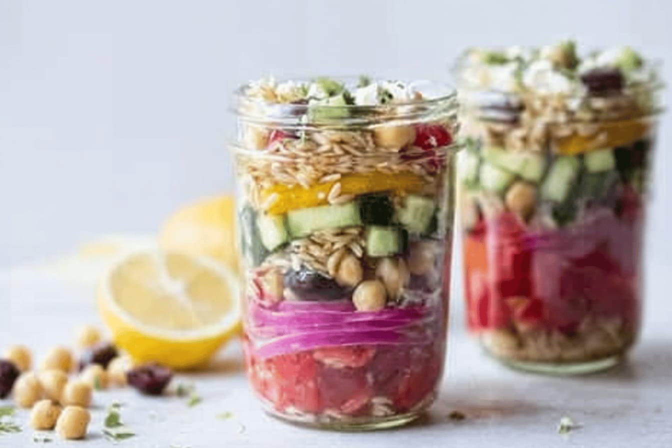 Salad in a Jar: Easy Meal Prep Idea