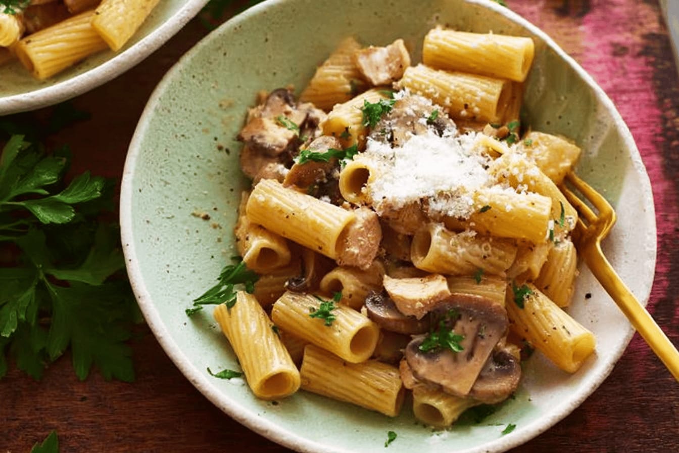 Creamy Chicken Mushroom Pasta Recipe