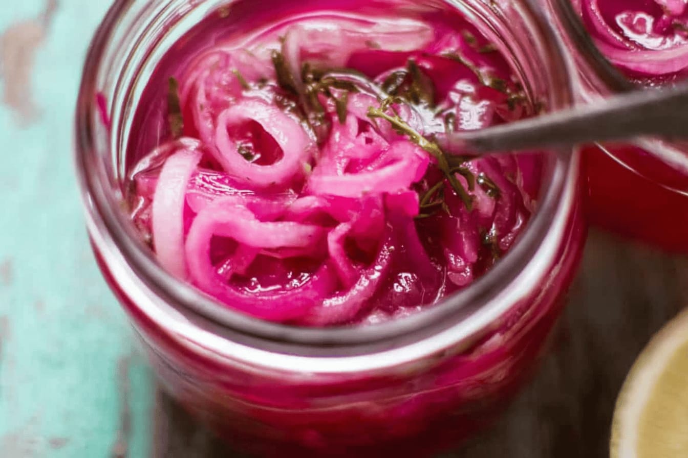 Delicious Homemade Pickled Red Onions Recipe