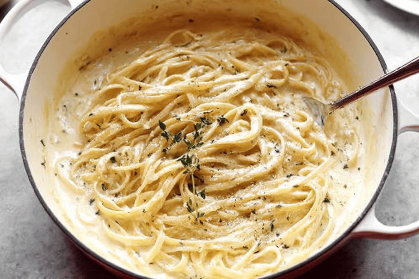 Easy Homemade Alfredo Sauce Recipe