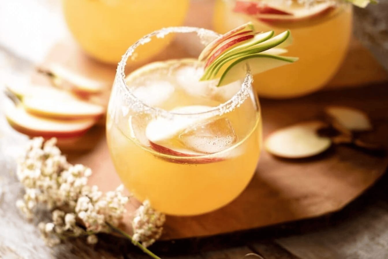Apple Pie Punch Recipe for Fall Celebrations