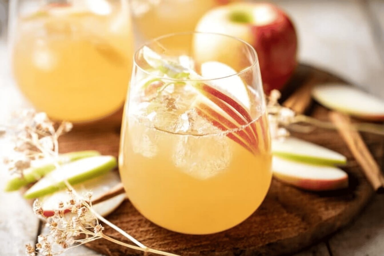 Delicious Apple Pie Punch Recipe for Fall
