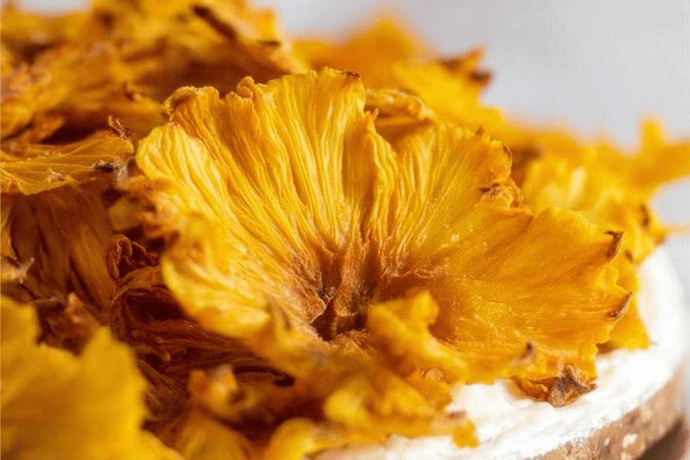 Dried Pineapple Flowers Recipe for Stunning Snacks