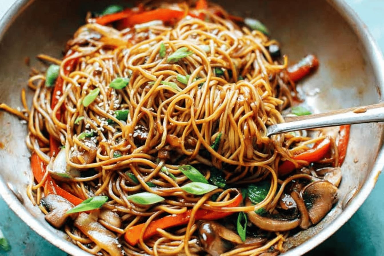 Easy Vegetarian Lo Mein Recipe