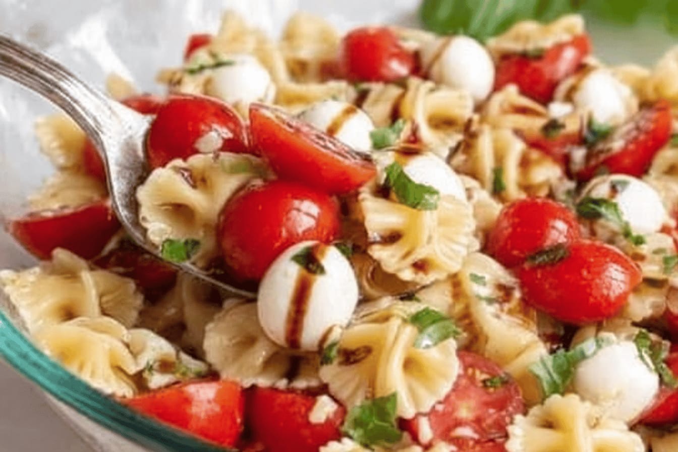 Caprese Pasta Salad Recipe for Summer Freshness