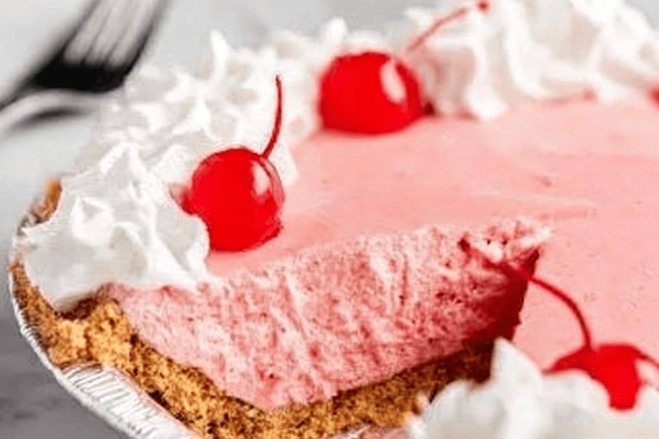 No-Bake Strawberry Jello Pie Recipe
