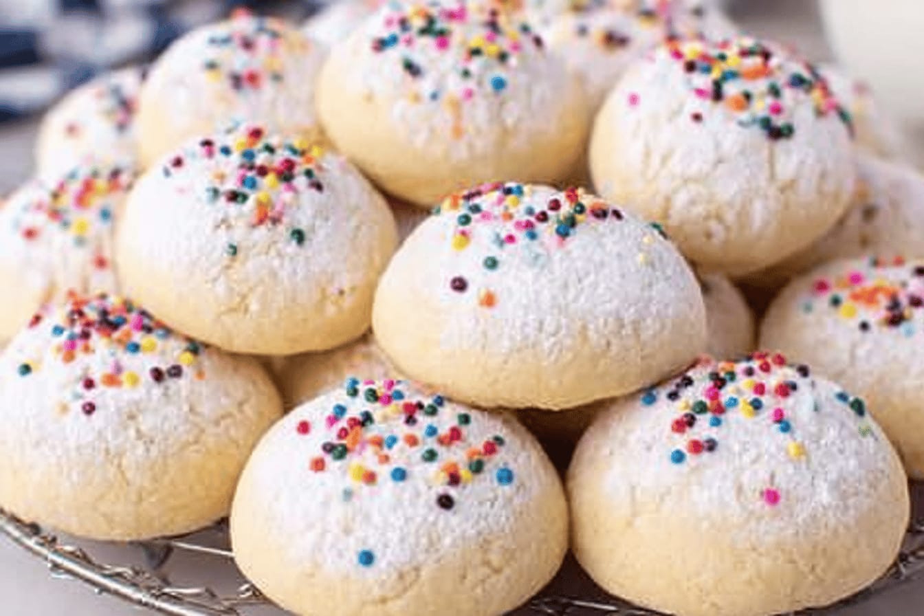 Delicious Italian Wedding Cookies Recipe