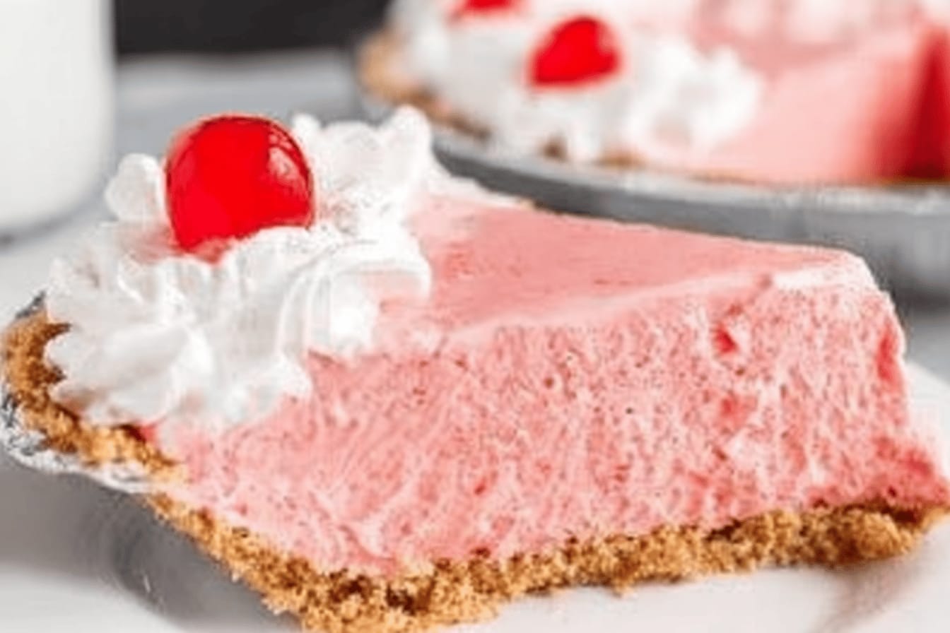 No-Bake Strawberry Jello Pie Recipe