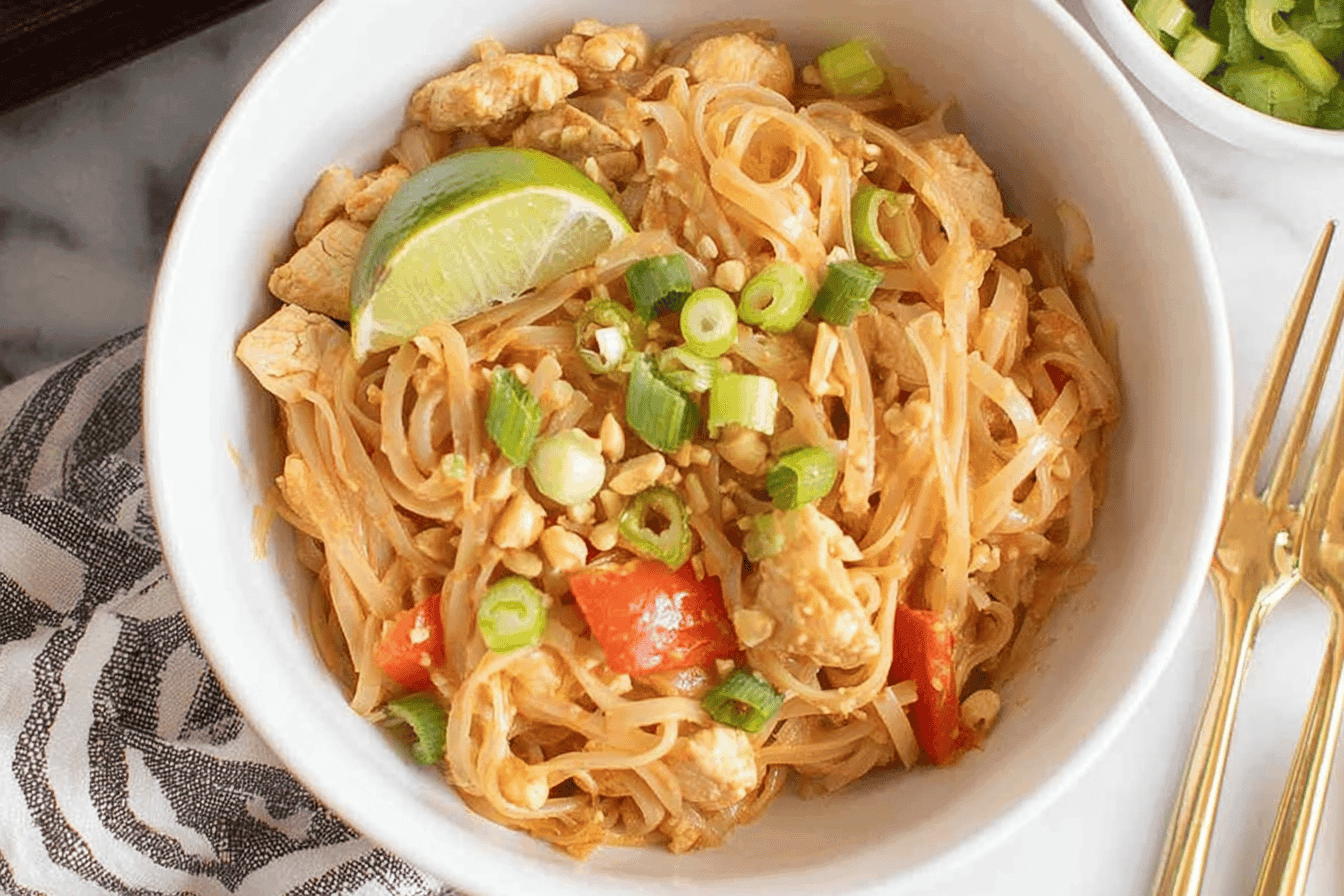 Easy Chicken Pad Thai Recipe