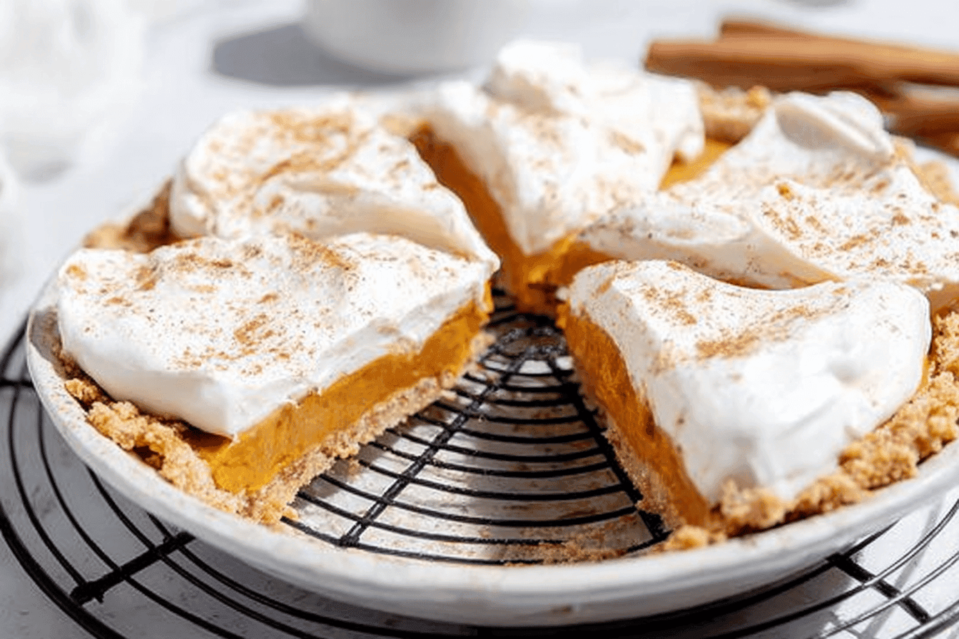 Delicious Pumpkin Cream Pie Recipe