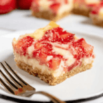 Delicious Strawberry Cheesecake Bars Recipe