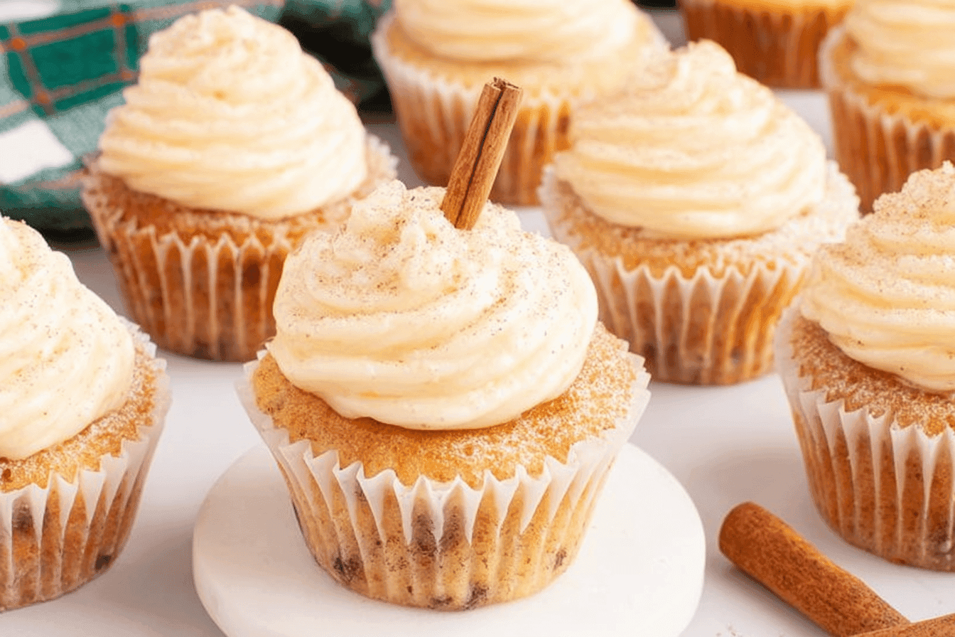 Delicious Eggnog Cupcakes Recipe for Holidays